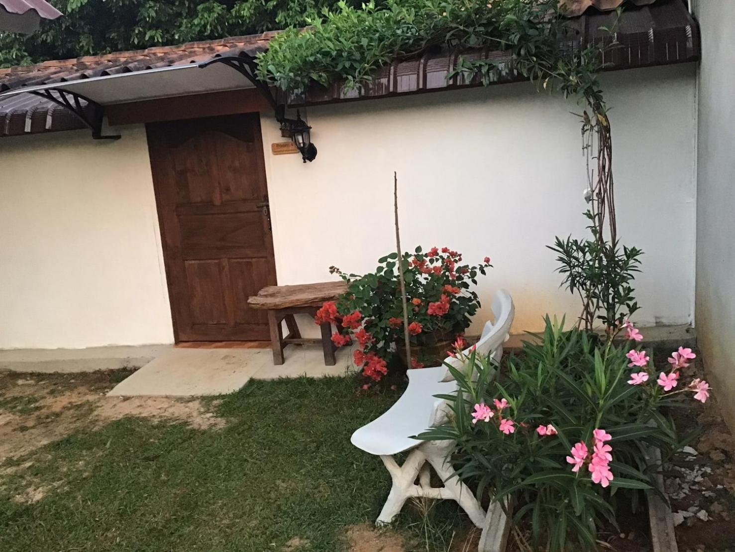 Serenity1 Homestay Чианг Дао Екстериор снимка